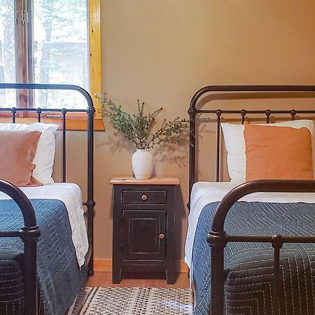 Fall Getaway Resort-3 King Suites, Dog-Friendly Seeley Exteriör bild