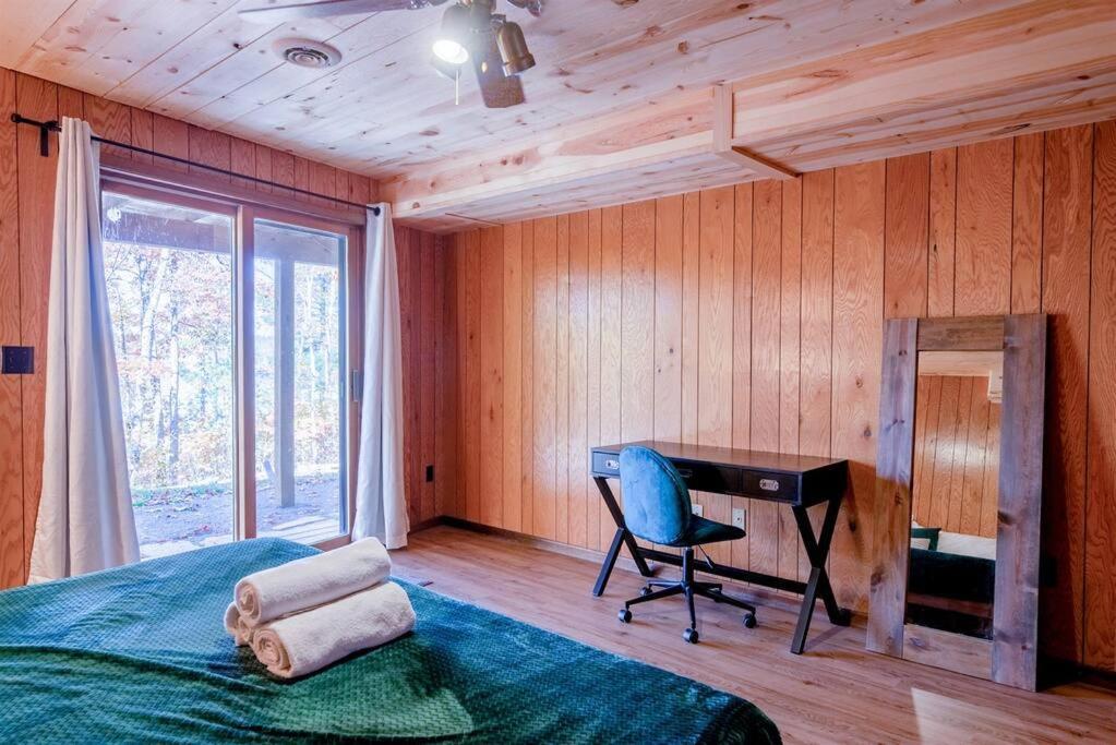 Fall Getaway Resort-3 King Suites, Dog-Friendly Seeley Exteriör bild
