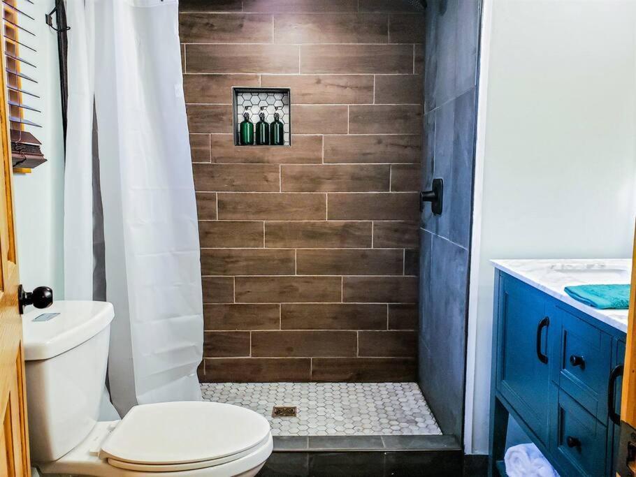 Fall Getaway Resort-3 King Suites, Dog-Friendly Seeley Exteriör bild